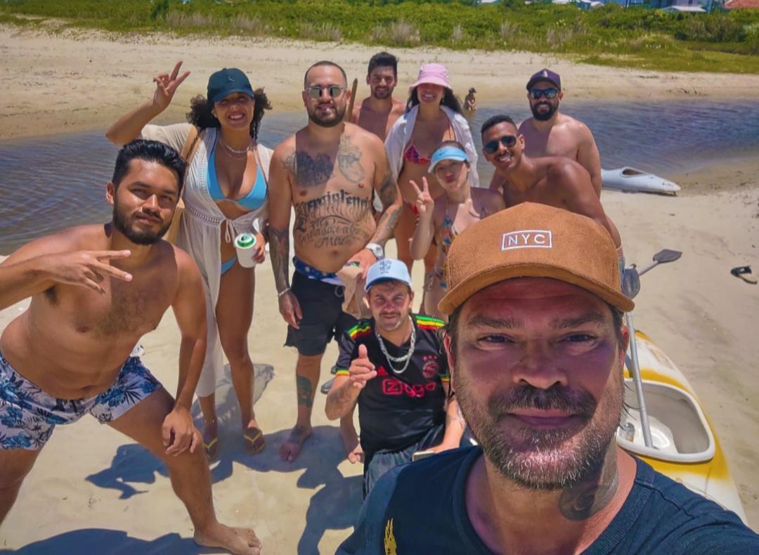 פלהוקה Genesis Beach Hostel! Quartos Compartilhados E Privativos Na Pinheira מראה חיצוני תמונה